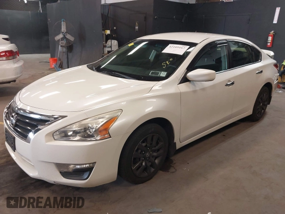 2013 Nissan Altima 2.5 S with VIN 1N4AL3AP1DC178101, listed as a IAAI auction lot 42109167 with 165,892 mi miles and . Bid and sale history available at carsss.com. Image 17.