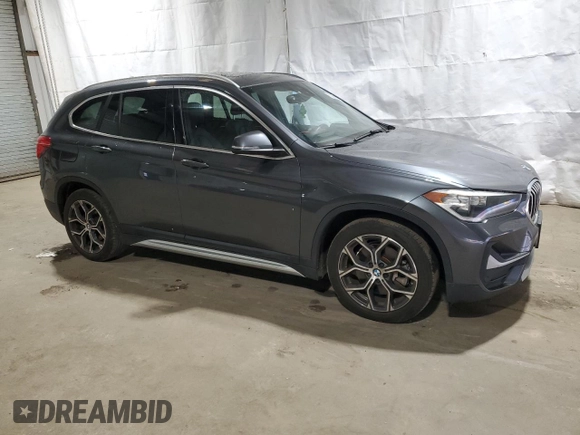 2021 BMW X1 xDrive28i with VIN WBXJG9C06M5S53321, listed as a Copart auction lot 57621945 with 49,668 mi miles and Clean title. Bid and sale history available at DreamBid. Image 4.