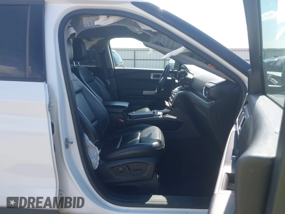 2022 Ford Explorer XLT с VIN 1FMSK8DHXNGA26620, выставлен на аукционе IAAI как лот 42335724 с пробегом 86 865 миль миль и . История ставок и продаж доступна на DreamBid. Изображение 5.