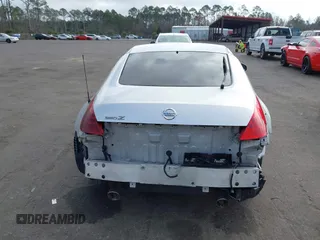 2008 Nissan 350Z Enthusiast z VIN JN1BZ34D68M706328, wystawiony jako IAAI lot #41567634 z przebiegiem 128 222 mil mil oraz . Historia ofert i sprzedaży dostępna na DreamBid. Obrazek 16.