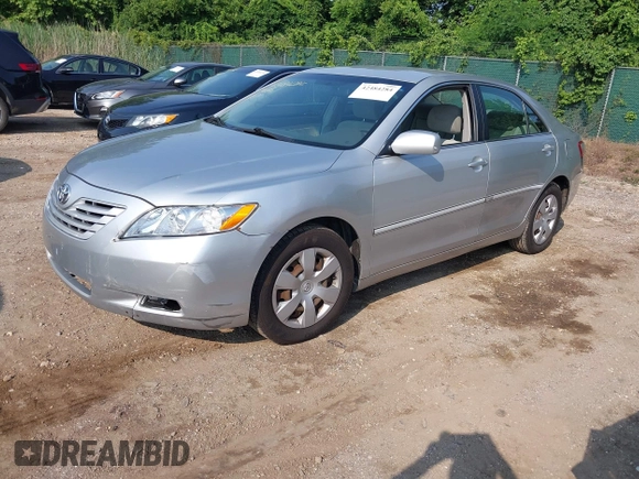 2007 Toyota Camry CE z VIN 4T1BE46K97U522294, wystawiony jako IAAI lot #42484284 z przebiegiem 150 683 mil mil oraz . Historia ofert i sprzedaży dostępna na DreamBid. Obrazek 2.