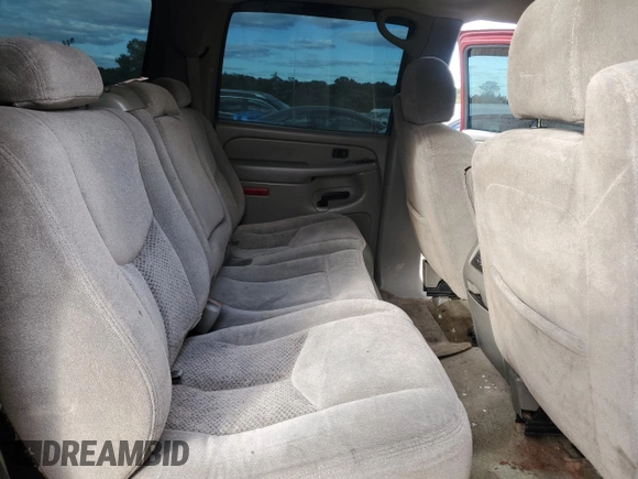 2006 Chevrolet Suburban LS with VIN 1GNFK16Z06J102005, listed as a Copart auction lot 75965374 with 144,031 mi miles and Salvage Title. Bid and sale history available at carsss.com. Image 11.