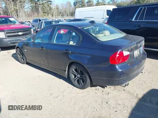 2008 BMW 3 Series 328xi with VIN WBAVC73508KX91012, listed as a IAAI auction lot 41291210 with 176,184 mi miles. Bid and sale history available at carsss.com. Image 3.