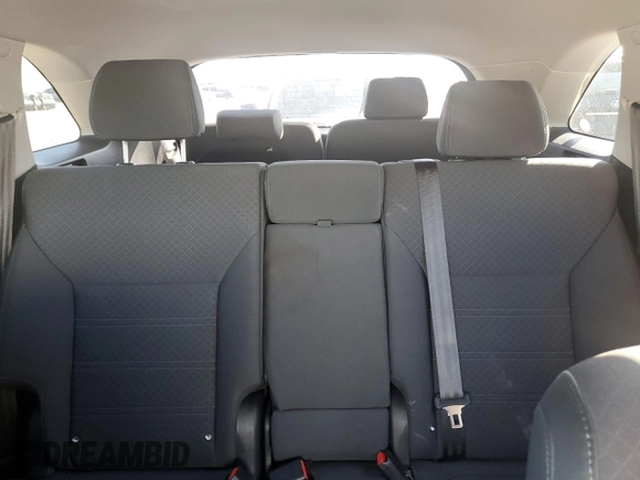 2020 Kia Sorento LX with VIN 5XYPGDA35LG690661, listed as a Copart auction lot 48362075 with 30,237 mi miles and Salvage Title. Bid and sale history available at DreamBid. Image 10.
