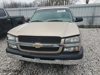 2004 Chevrolet Silverado 1500 LS with VIN 1GCEC14V94Z186793, listed as a Copart auction lot 83448234 with 176,573 mi miles and Clean Title. Bid and sale history available at carsss.com. Image 5.
