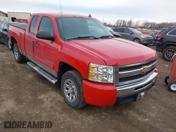 2010 Chevrolet Silverado 1500 LS with VIN 1GCSCREA7AZ201011, listed as a IAAI auction lot 41448280 with 216,623 mi miles. Bid and sale history available at carsss.com. Image 1.