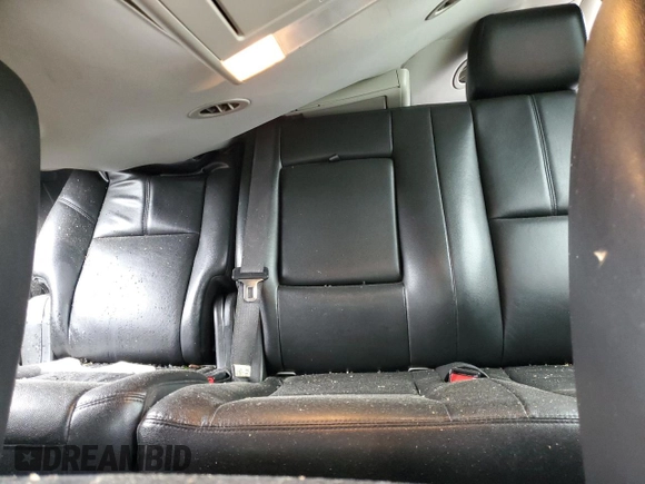 2012 Chevrolet Suburban LT z VIN 1GNSKJE75CR298695, wystawiony jako Copart lot #58052645 z przebiegiem 154 391 mil mil oraz Szkoda całkowita • Salvage title. Historia ofert i sprzedaży dostępna na DreamBid. Obrazek 10.