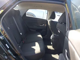 2024 Hyundai Elantra SE with VIN KMHLL4DG5RU842031, listed as a IAAI auction lot 41814198 with 6,038 mi miles and . Bid and sale history available at DreamBid. Image 8.