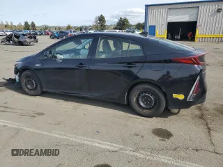 2020 Toyota Prius Prime LE with VIN JTDKARFP4L3144801, listed as a Copart auction lot 52203145 with 27,469 mi miles and Salvage Title. Bid and sale history available at carsss.com. Image 2.