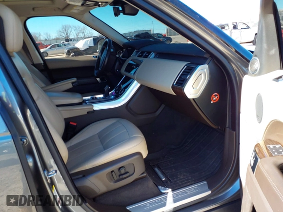 2018 Land Rover Range Rover Sport HSE z VIN SALWR2RK4JA190518, wystawiony jako IAAI lot #41688005 z przebiegiem 74 839 mil mil oraz . Historia ofert i sprzedaży dostępna na DreamBid. Obrazek 5.