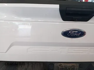 2020 Ford F-150 XL with VIN 1FTEX1EP1LKE45885, listed as a IAAI auction lot 42679224 with 124,413 mi miles and . Bid and sale history available at DreamBid. Image 32.