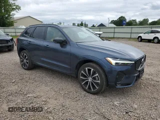 2023 Volvo XC60 Ultimate Dark Theme z VIN YV4L12RX2P1373659, wystawiony jako Copart lot #61017835 z przebiegiem 26 307 mil mil oraz Szkoda całkowita • Salvage title. Historia ofert i sprzedaży dostępna na DreamBid. Obrazek 4.