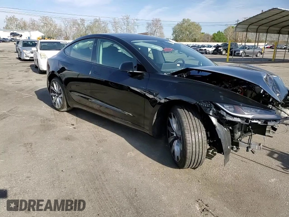 2025 Tesla Model 3 Long Range z VIN 5YJ3E1EA9SF924138, wystawiony jako Copart lot #48324125 z przebiegiem 2 445 mil mil oraz Szkoda całkowita • Salvage title. Historia ofert i sprzedaży dostępna na DreamBid. Obrazek 11.
