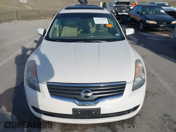 2008 Nissan Altima 3.5 SE with VIN 1N4BL21E38C162565, listed as a IAAI auction lot 41722199 with 205,992 mi miles. Bid and sale history available at carsss.com. Image 12.