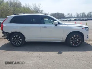 2016 Volvo XC90 T6 Momentum z VIN YV4A22PK1G1088978, wystawiony jako IAAI lot #42131256 z przebiegiem 96 710 mil mil oraz . Historia ofert i sprzedaży dostępna na DreamBid. Obrazek 14.