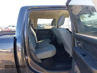 2017 Ram 1500 Express z VIN 1C6RR7KG4HS665409, wystawiony jako IAAI lot #41674384 z przebiegiem 89 187 mil mil oraz . Historia ofert i sprzedaży dostępna na DreamBid. Obrazek 8.