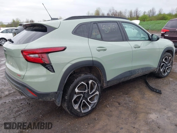 2024 Chevrolet Trax 2RS with VIN KL77LJE29RC144158, listed as a IAAI auction lot 42181157 with 8,757 mi miles and . Bid and sale history available at DreamBid. Image 4.