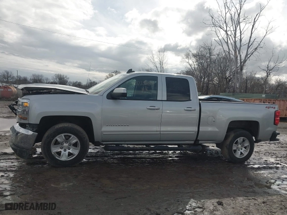 2018 Chevrolet Silverado 1500 LT with VIN 1GCVKREH1JZ337664, listed as a IAAI auction lot 41725288 with 149,266 mi miles. Bid and sale history available at carsss.com. Image 14.