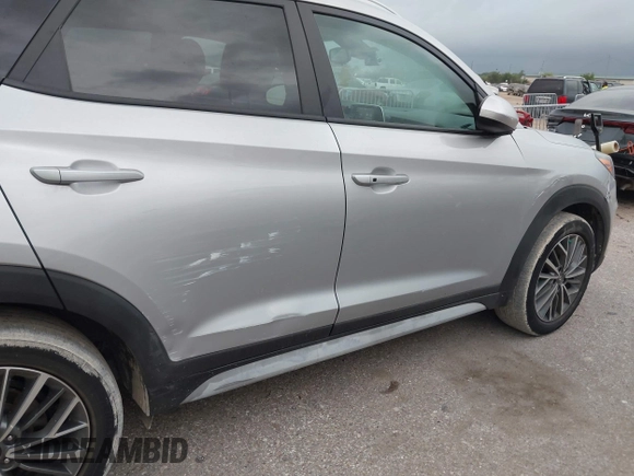 2020 Hyundai Tucson Ultimate z VIN KM8J33AL2LU157527, wystawiony jako IAAI lot #42464294 z przebiegiem 50 176 mil mil oraz . Historia ofert i sprzedaży dostępna na DreamBid. Obrazek 6.