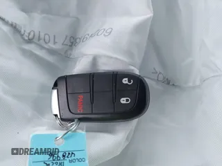 2019 Jeep Grand Cherokee Laredo E with VIN 1C4RJFAGXKC834233, listed as a IAAI auction lot 41392437 with 81,005 mi miles. Bid and sale history available at carsss.com. Image 11.