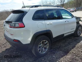 2022 Jeep Cherokee Trailhawk with VIN 1C4PJMBX0ND545659, listed as a IAAI auction lot 41985121 with 26,397 mi miles. Bid and sale history available at carsss.com. Image 4.