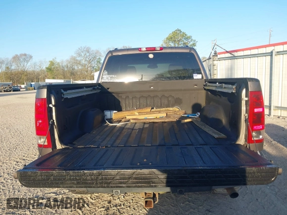 2007 GMC Sierra 1500 with VIN 2GTEK13Y071681590, listed as a IAAI auction lot 41774691 with 240,673 mi miles and . Bid and sale history available at DreamBid. Image 16.