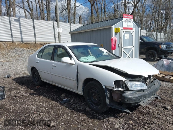 1999 Nissan Altima XE with VIN 1N4DL01D9XC204255, listed as a IAAI auction lot 42039345 with 214,039 mi miles and . Bid and sale history available at carsss.com. Image 1.