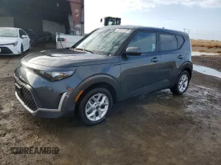 2025 Kia Soul LX with VIN KNDJ23AU1S7251265, listed as a Copart auction lot 84899064 with 4,794 mi miles and Clean Title. Bid and sale history available at carsss.com. Image 1.