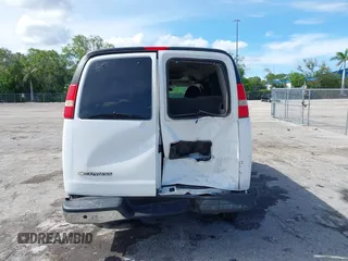 2014 Chevrolet Express Passenger 1LT with VIN 1GAZGYFG8E1130432, listed as a IAAI auction lot 42487756 with 176,418 mi miles and . Bid and sale history available at DreamBid. Image 16.