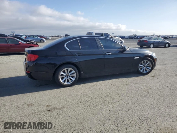 2013 BMW 5 Series 528i with VIN WBAXG5C58DDY37525, listed as a Copart auction lot 55680265 with 123,600 mi miles and Clean Title. Bid and sale history available at carsss.com. Image 3.