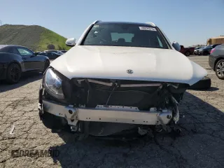 2018 Mercedes-Benz GLC with VIN WDC0G4JB3JV043863, listed as a Copart auction lot 48226215 with 51,277 mi miles and Clean Title. Bid and sale history available at carsss.com. Image 5.