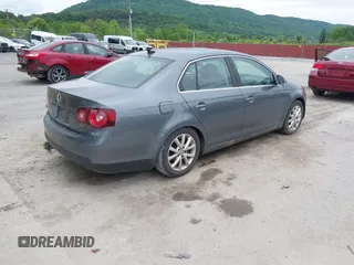 2010 Volkswagen Jetta Limited Edition with VIN 3VWRZ7AJXAM018241, listed as a IAAI auction lot 42340703 with Not provided miles and . Bid and sale history available at DreamBid. Image 4.