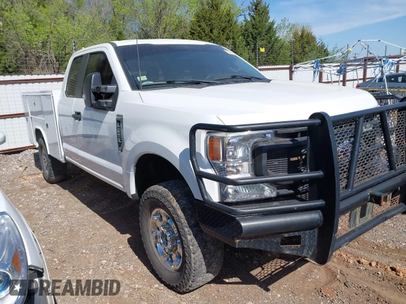2022 Ford F-250 XL with VIN 1FD7X2B65NEC90975, listed as a IAAI auction lot 42009451 with 108,709 mi miles and . Bid and sale history available at DreamBid. Image 1.