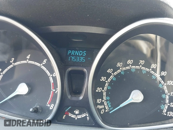 2014 Ford Fiesta SE z VIN 3FADP4BJ9EM211010, wystawiony jako IAAI lot #42420562 z przebiegiem 175 335 mil mil oraz . Historia ofert i sprzedaży dostępna na DreamBid. Obrazek 7.