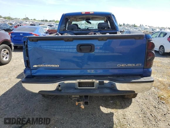 2004 Chevrolet Silverado 1500 Z71 with VIN 2GCEK19TX41205662, listed as a Copart auction lot 54755345 with 228,902 mi miles and Salvage Title. Bid and sale history available at DreamBid. Image 6.