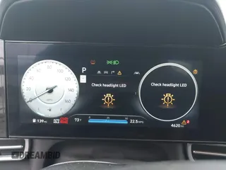 2025 Hyundai Elantra SEL Convenience with VIN KMHLS4DG7SU952152, listed as a IAAI auction lot 42188302 with 4,620 mi miles and . Bid and sale history available at DreamBid. Image 7.