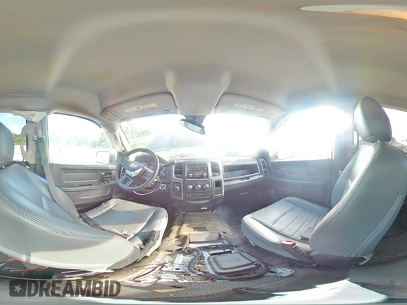 2016 Ram 1500 Tradesman z VIN 3C6RR7KT1GG225540, wystawiony jako Copart lot #58956275 z przebiegiem 172 937 mil mil oraz Szkoda całkowita • Salvage title. Historia ofert i sprzedaży dostępna na DreamBid. Obrazek 14.