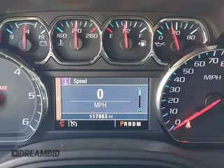 2015 Chevrolet Tahoe LS z VIN 1GNSCAKC6FR239156, wystawiony jako IAAI lot #42545513 z przebiegiem 117 863 mil mil oraz . Historia ofert i sprzedaży dostępna na DreamBid. Obrazek 7.