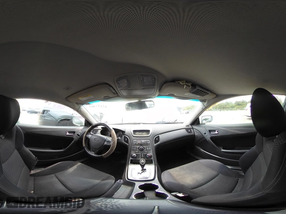 2012 Hyundai Genesis Coupe Premium z VIN KMHHT6KD0CU068949, wystawiony jako IAAI lot #42227303 z przebiegiem 123 695 mil mil oraz . Historia ofert i sprzedaży dostępna na DreamBid. Obrazek 18.