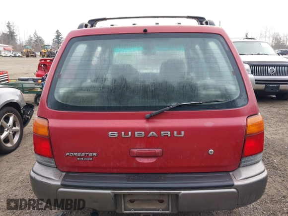 1998 Subaru Forester S with VIN JF1SF655XWH783942, listed as a IAAI auction lot 41466532 with 388,888 mi miles. Bid and sale history available at carsss.com. Image 16.