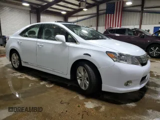 2010 Lexus HS 250h z VIN JTHBB1BA0A2026195, wystawiony jako Copart lot #55851295 z przebiegiem 284 870 mil mil oraz Czysty tytuł • Clean title. Historia ofert i sprzedaży dostępna na DreamBid. Obrazek 4.