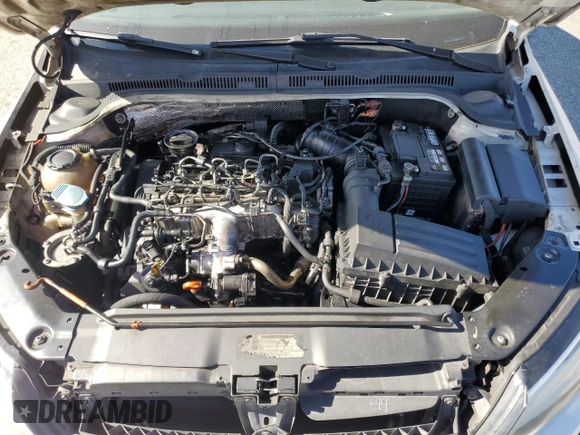 2012 Volkswagen Jetta TDI w/Premium с VIN 3VWLL7AJ0CM339246, выставлен на аукционе Copart как лот 46921225 с пробегом Не указан миль и Списание • Salvage title. История ставок и продаж доступна на DreamBid. Изображение 12.