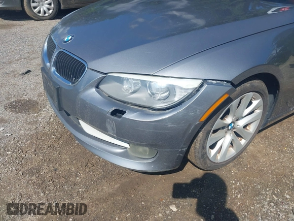2013 BMW 3 Series 328i with VIN WBADW7C50DE733364, listed as a IAAI auction lot 42633440 with Not provided miles and . Bid and sale history available at DreamBid. Image 6.