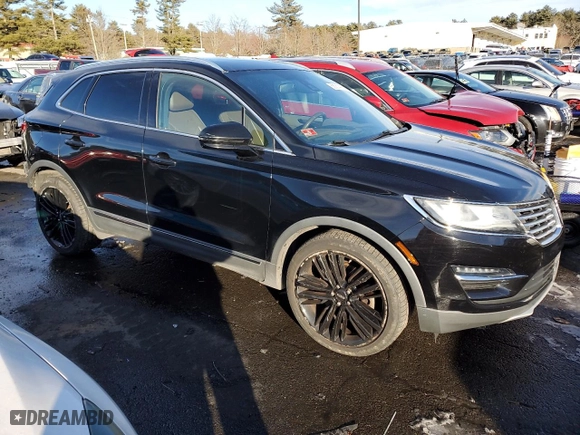 2017 Lincoln MKC Reserve with VIN 5LMTJ3DH0HUL58076, listed as a Copart auction lot 88581475 with NaN miles and Salvage Title. Bid and sale history available at carsss.com. Image 4.