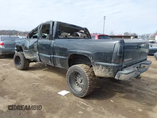 2006 Chevrolet Silverado 1500 LT3 with VIN 1GCEK19Z16Z279194, listed as a IAAI auction lot 41749548 with 152,606 mi miles and . Bid and sale history available at DreamBid. Image 3.