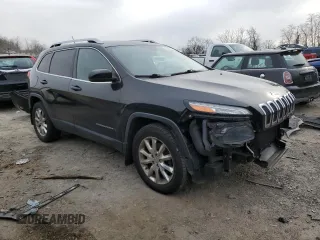 2014 Jeep Cherokee Limited with VIN 1C4PJMDS0EW169860, listed as a Copart auction lot 86389624 with 185,121 mi miles and Salvage Title. Bid and sale history available at carsss.com. Image 4.