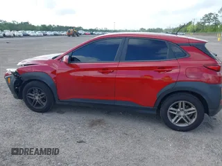 2021 Hyundai Kona SE with VIN KM8K12AA1MU638664, listed as a IAAI auction lot 41956922 with 91,086 mi miles and . Bid and sale history available at carsss.com. Image 14.