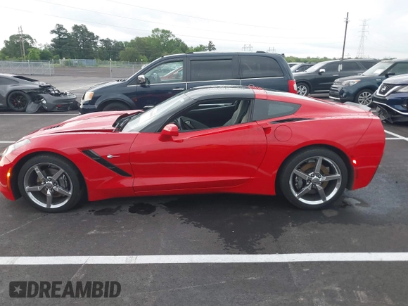 2015 Chevrolet Corvette 3LT z VIN 1G1YF2D77F5110035, wystawiony jako IAAI lot #42180031 z przebiegiem 95 684 mil mil oraz . Historia ofert i sprzedaży dostępna na DreamBid. Obrazek 14.