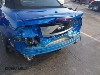 2017 Ford Mustang GT Premium с VIN 1FATP8FF4H5263034, выставлен на аукционе IAAI как лот 42135251 с пробегом 24 955 миль миль и . История ставок и продаж доступна на DreamBid. Изображение 6.