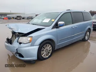 2013 Chrysler Town & Country Limited with VIN 2C4RC1GG0DR566307, listed as a IAAI auction lot 41941616 with 192,378 mi miles. Bid and sale history available at carsss.com. Image 17.